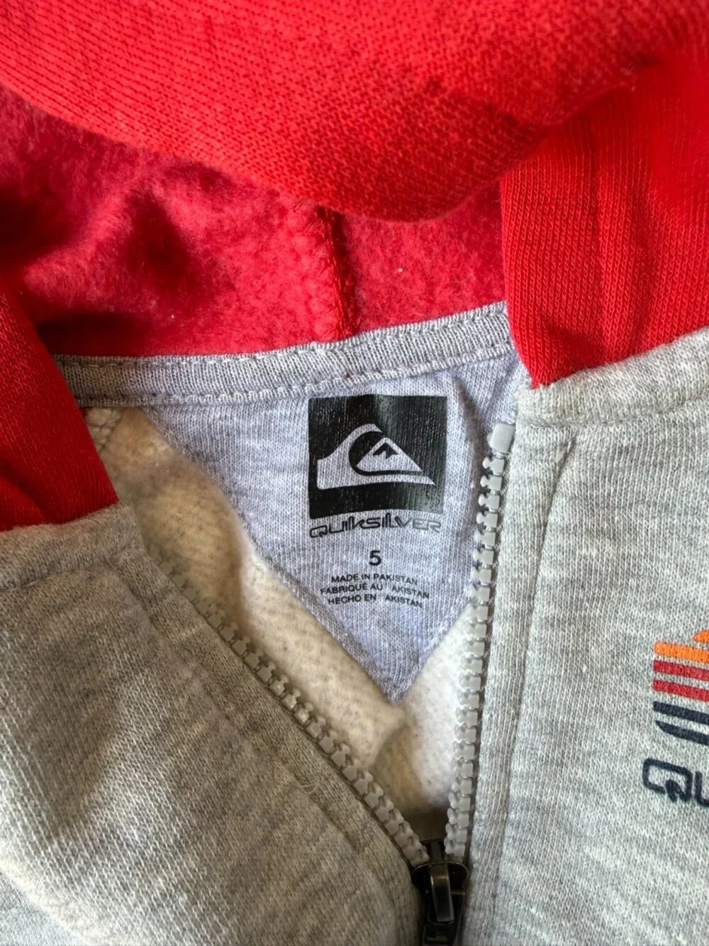 Quicksilver zip up 3 piece hoodie set boys size 5 red and grey